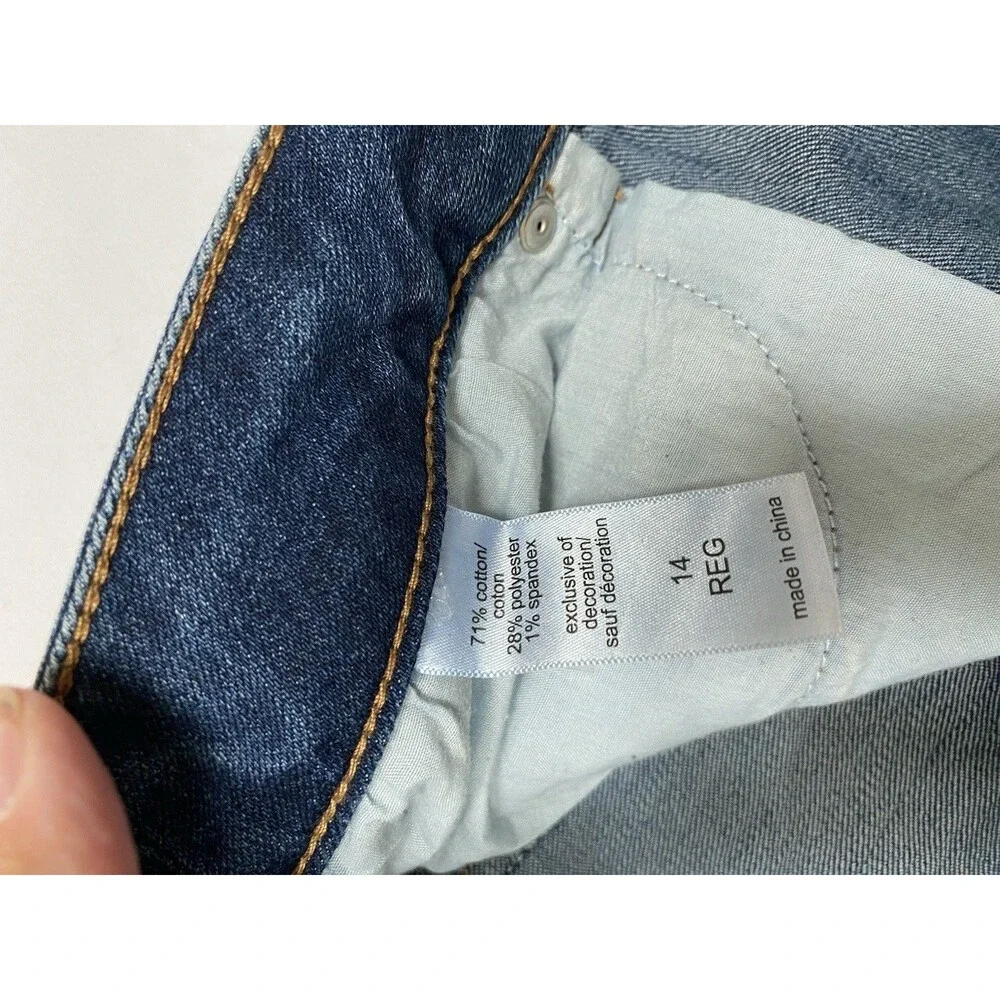 Maurices Medium Wash Straight Leg Jeans Size 14 Regular Stretch Denim
